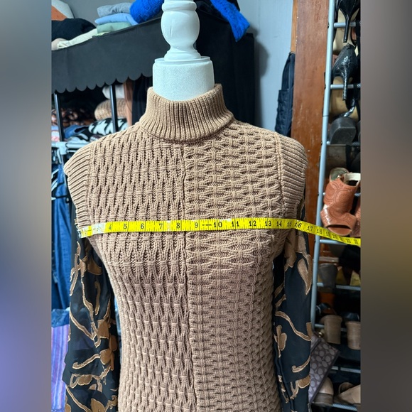 Beautiful Women’s Anthropologie Twofer Top - Picture 11 of 13